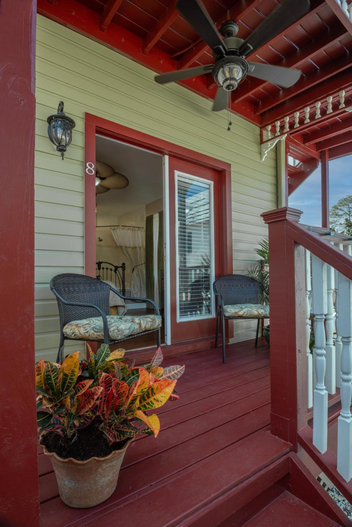 Couette-café Victorian House 3*